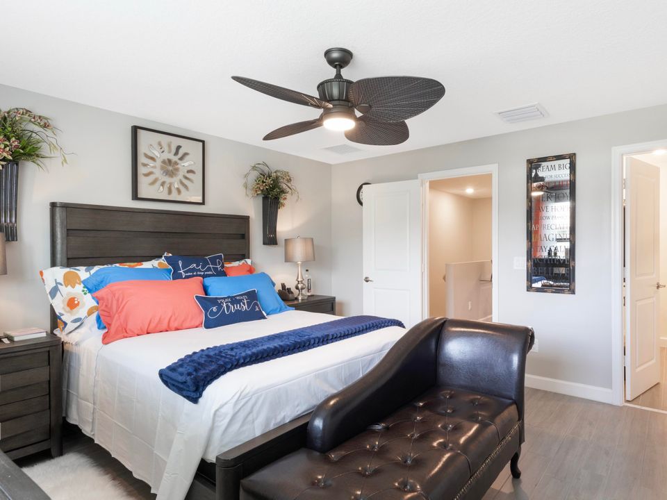 En Venta: $432,000 (3 camas, 2 baños, 1609 Pies cuadrados)