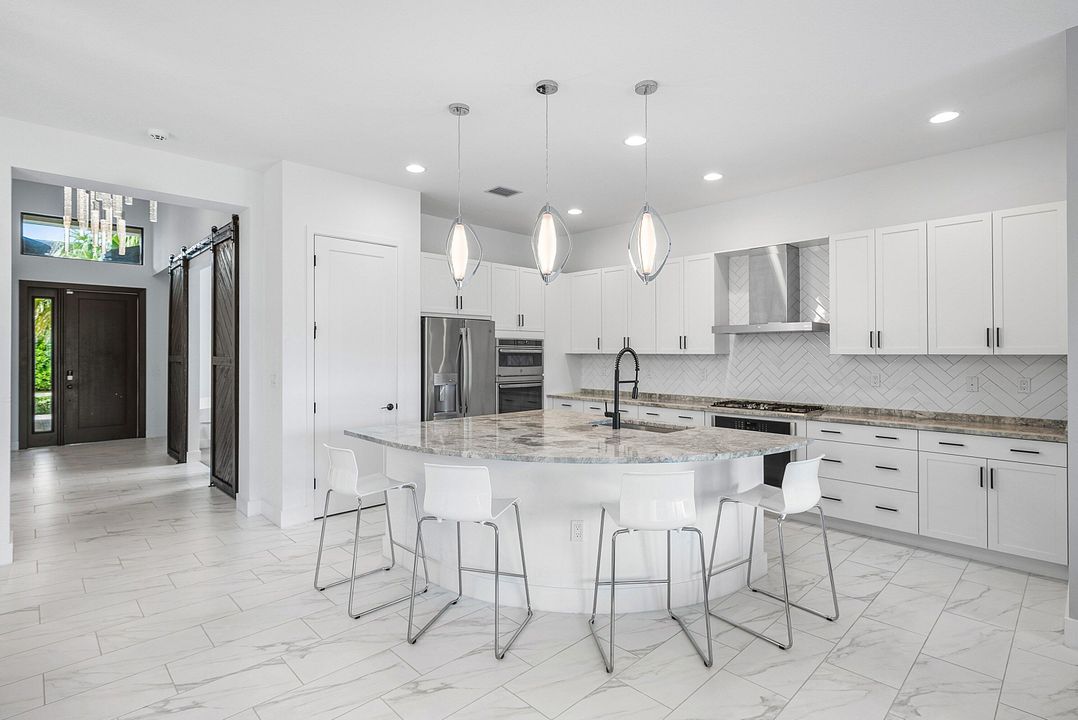 На продажу: $1,399,900 (3 спален, 3 ванн, 2240 Квадратных фут)