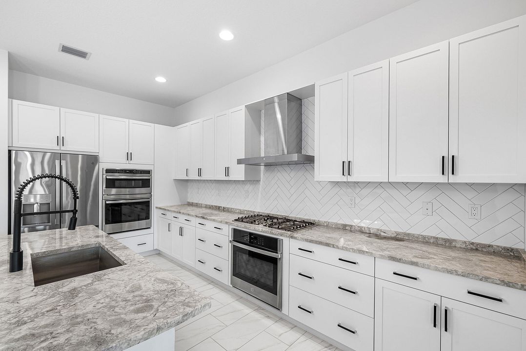 На продажу: $1,399,900 (3 спален, 3 ванн, 2240 Квадратных фут)