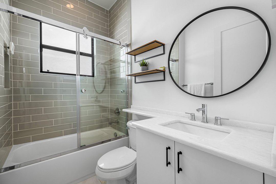 На продажу: $1,399,900 (3 спален, 3 ванн, 2240 Квадратных фут)