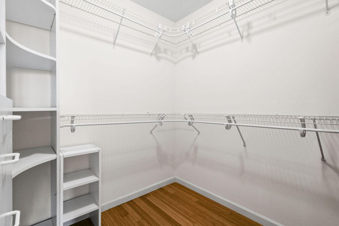 На продажу: $370,000 (2 спален, 2 ванн, 1440 Квадратных фут)