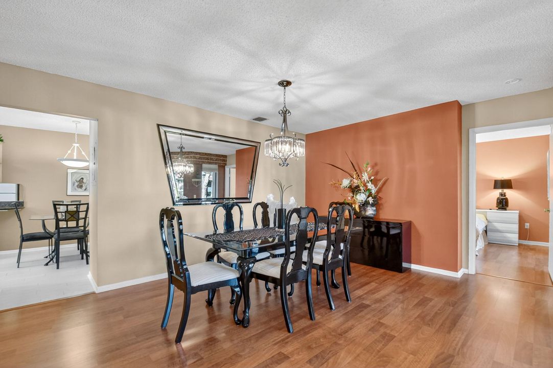 Active With Contract: $239,000 (3 beds, 2 baths, 1495 Square Feet)