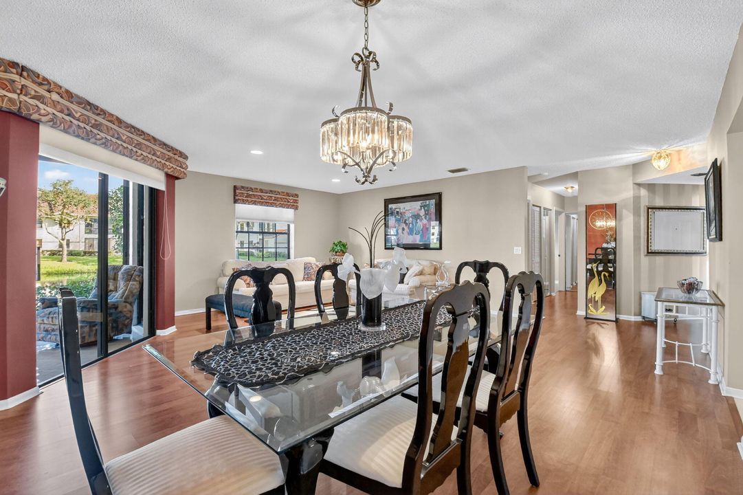 Active With Contract: $239,000 (3 beds, 2 baths, 1495 Square Feet)