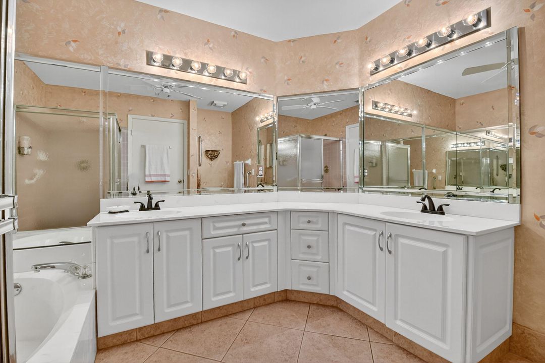 Active With Contract: $239,000 (3 beds, 2 baths, 1495 Square Feet)