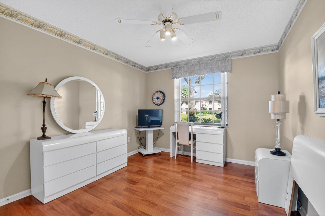 Active With Contract: $239,000 (3 beds, 2 baths, 1495 Square Feet)