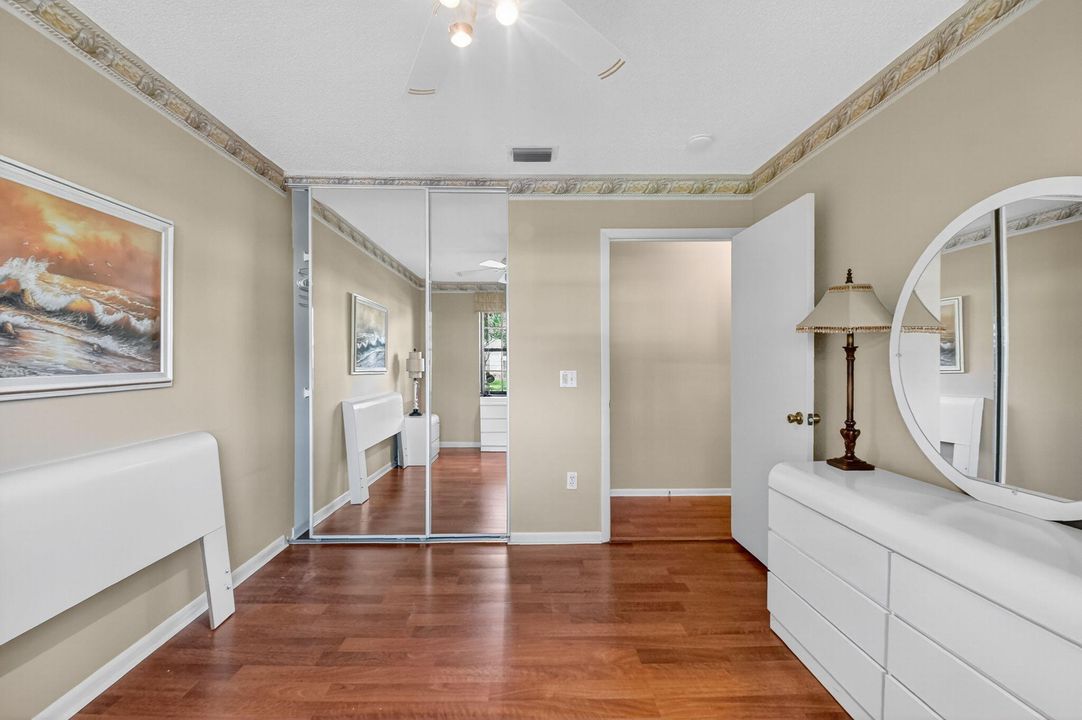 Active With Contract: $239,000 (3 beds, 2 baths, 1495 Square Feet)