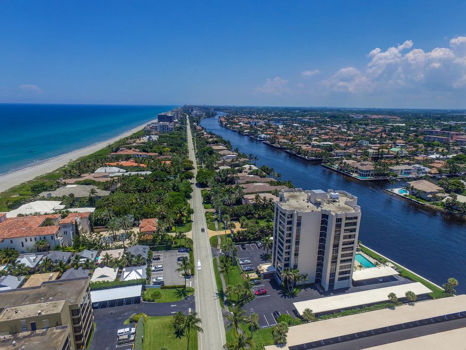 Active With Contract: $835,000 (2 beds, 2 baths, 1496 Square Feet)