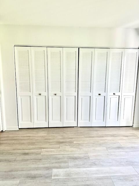 Active With Contract: $1,450 (1 beds, 1 baths, 715 Square Feet)