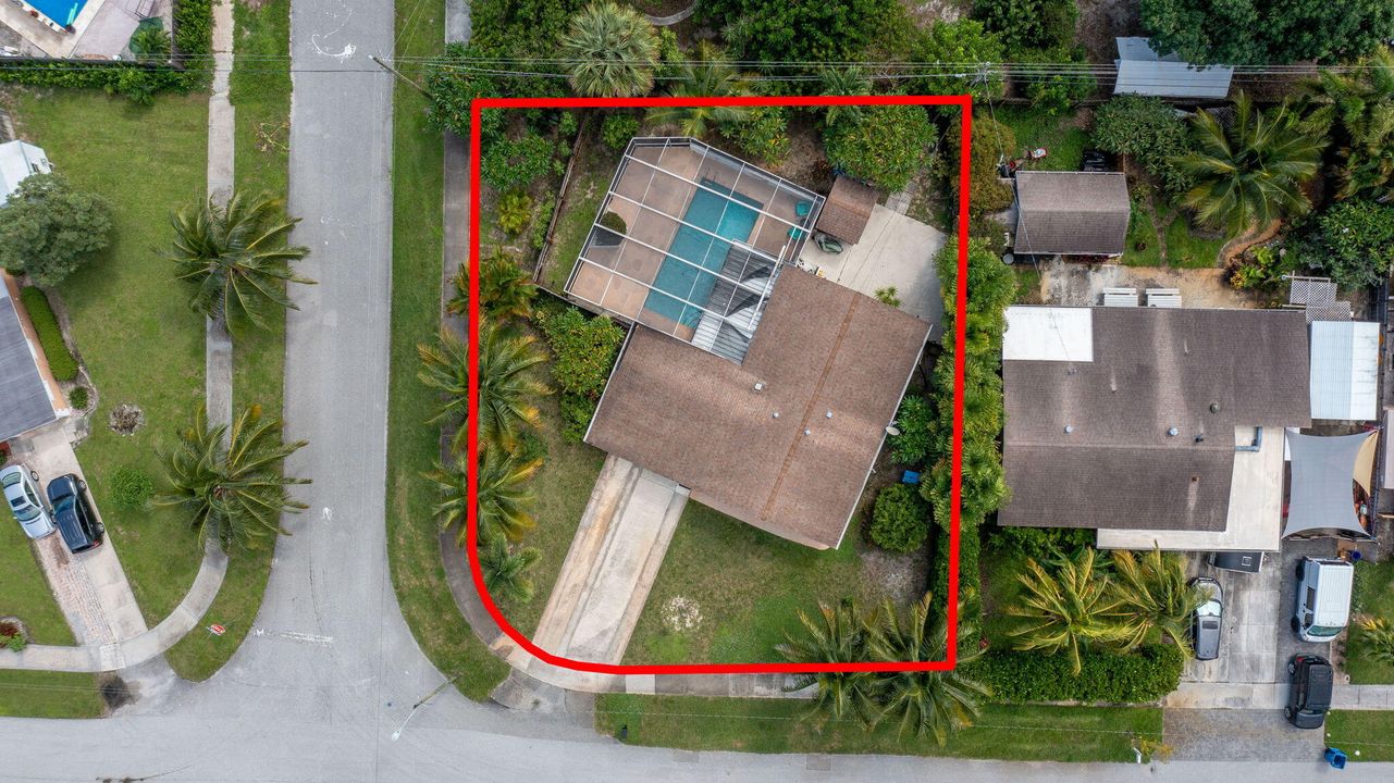 На продажу: $455,000 (3 спален, 2 ванн, 1275 Квадратных фут)