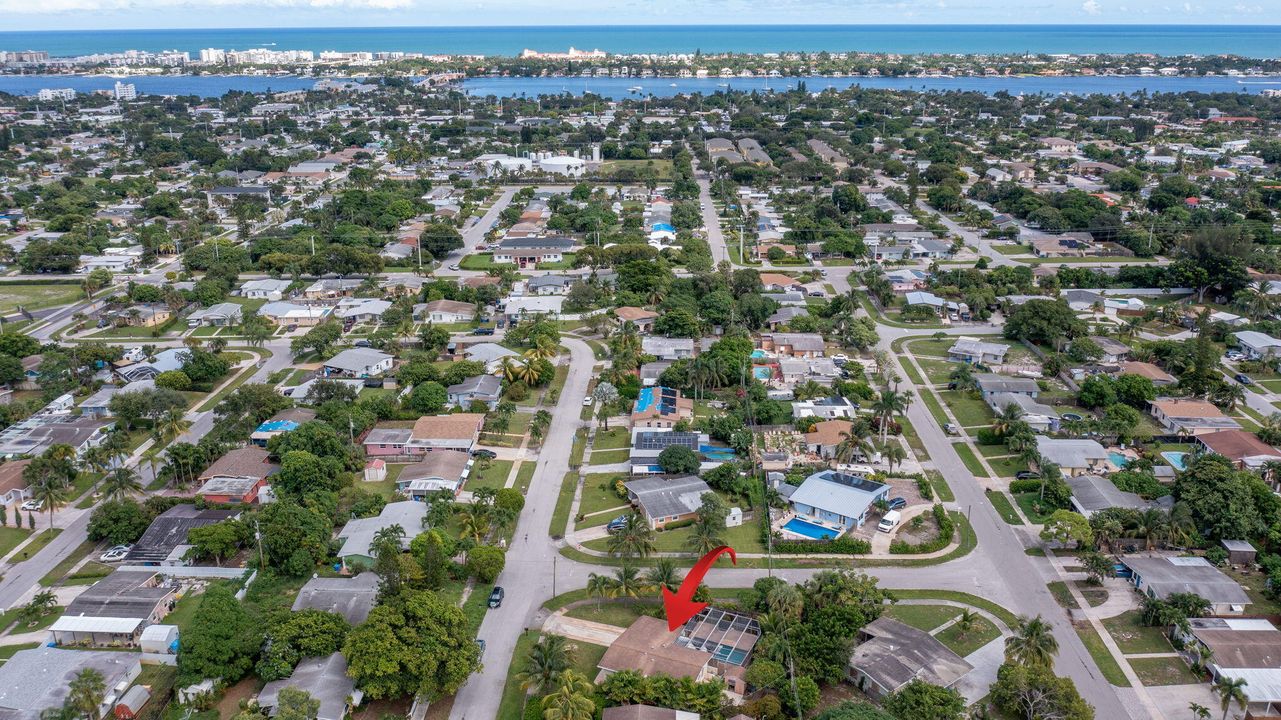 На продажу: $455,000 (3 спален, 2 ванн, 1275 Квадратных фут)