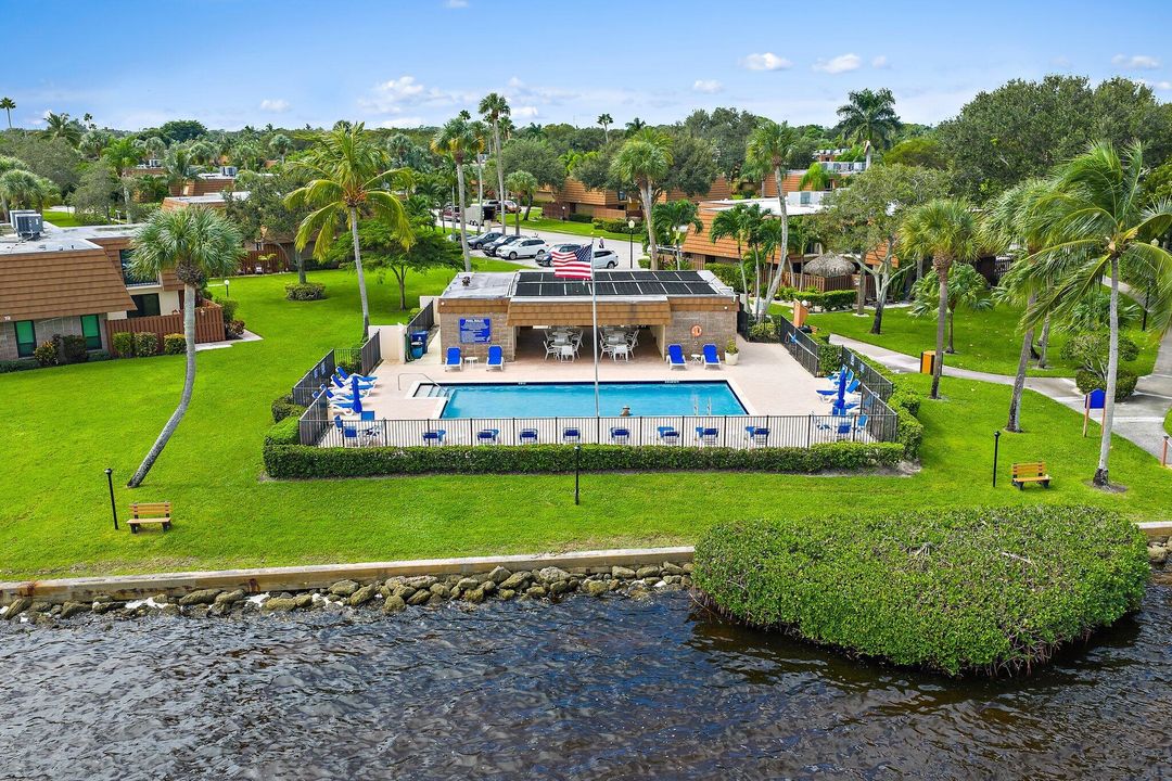 En Venta: $425,000 (2 camas, 2 baños, 1470 Pies cuadrados)