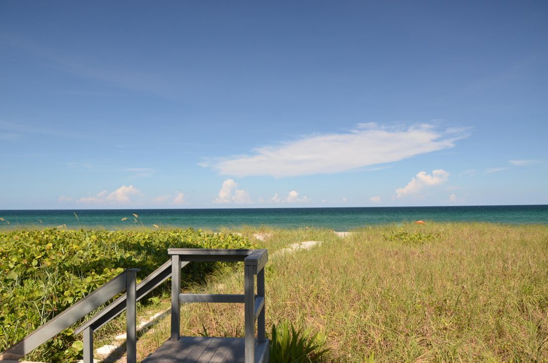 Active With Contract: $835,000 (2 beds, 2 baths, 1496 Square Feet)