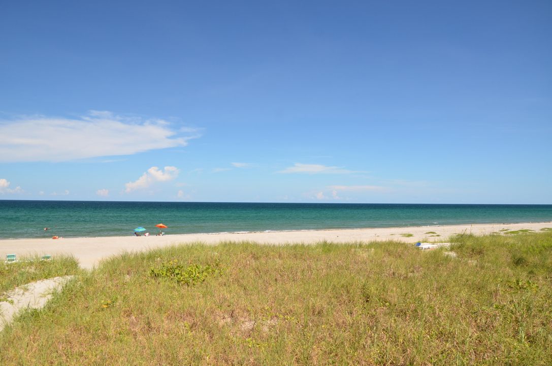 Active With Contract: $835,000 (2 beds, 2 baths, 1496 Square Feet)