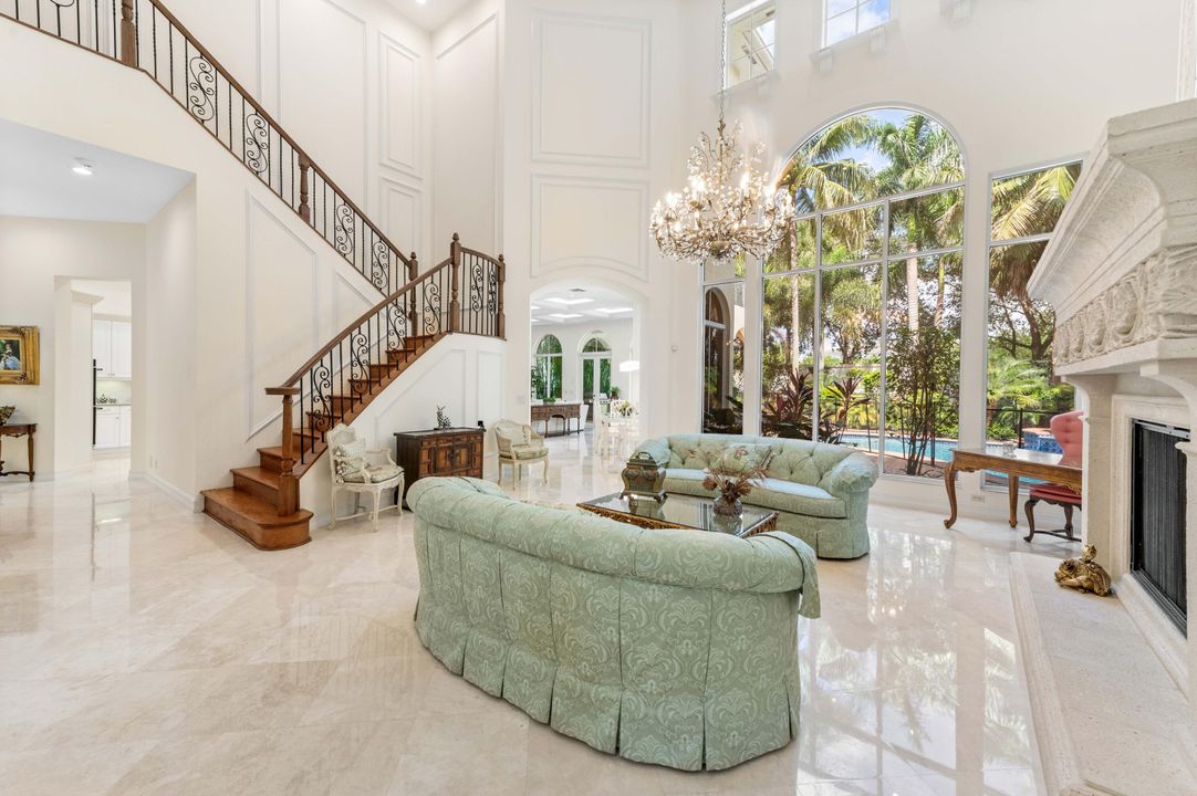 En Renta: $18,999 (6 camas, 5 baños, 5511 Pies cuadrados)