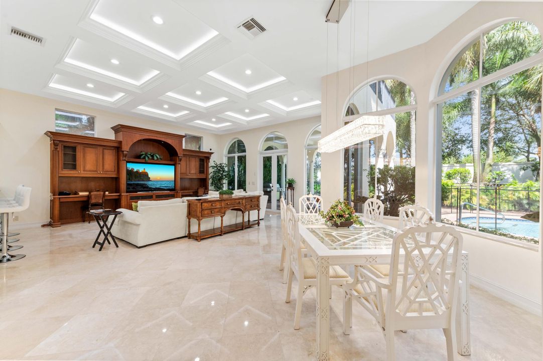 En Renta: $18,999 (6 camas, 5 baños, 5511 Pies cuadrados)