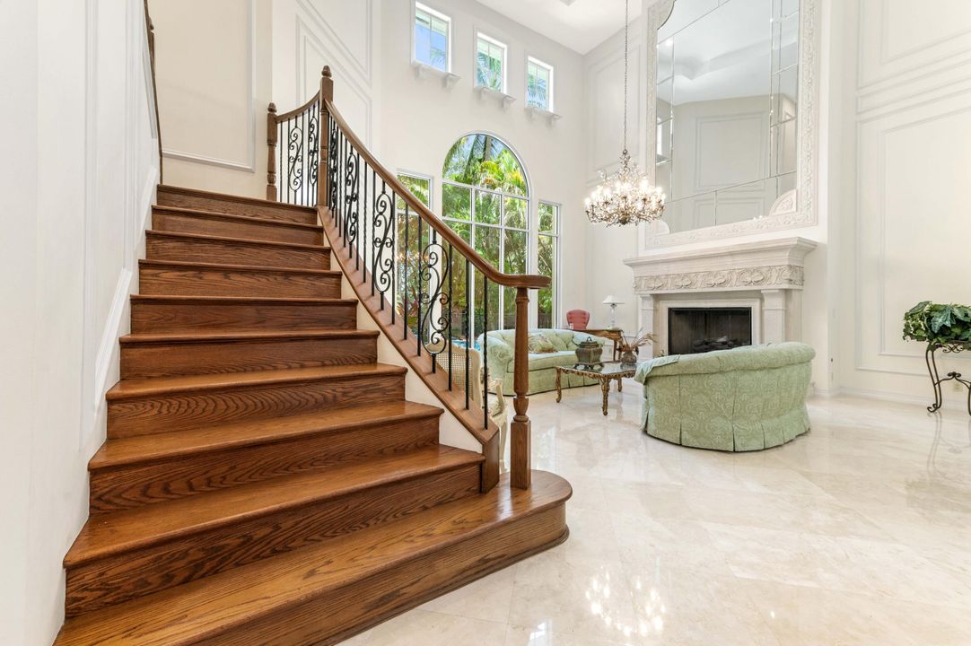 En Renta: $18,999 (6 camas, 5 baños, 5511 Pies cuadrados)