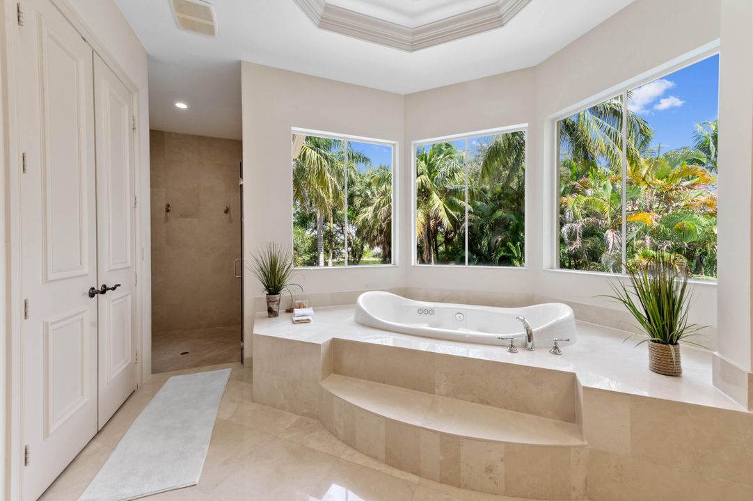 En Renta: $18,999 (6 camas, 5 baños, 5511 Pies cuadrados)