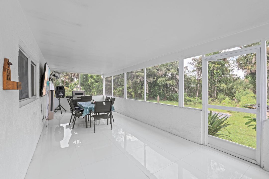 待售: $999,000 (3 贝兹, 3 浴室, 2198 平方英尺)