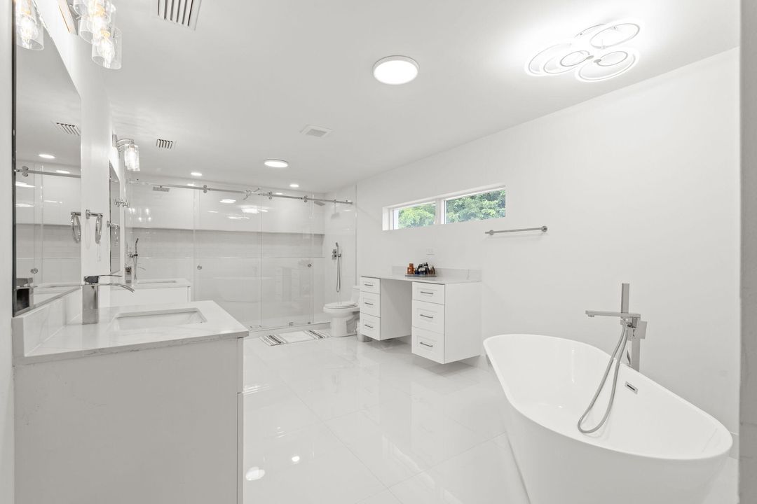 待售: $999,000 (3 贝兹, 3 浴室, 2198 平方英尺)