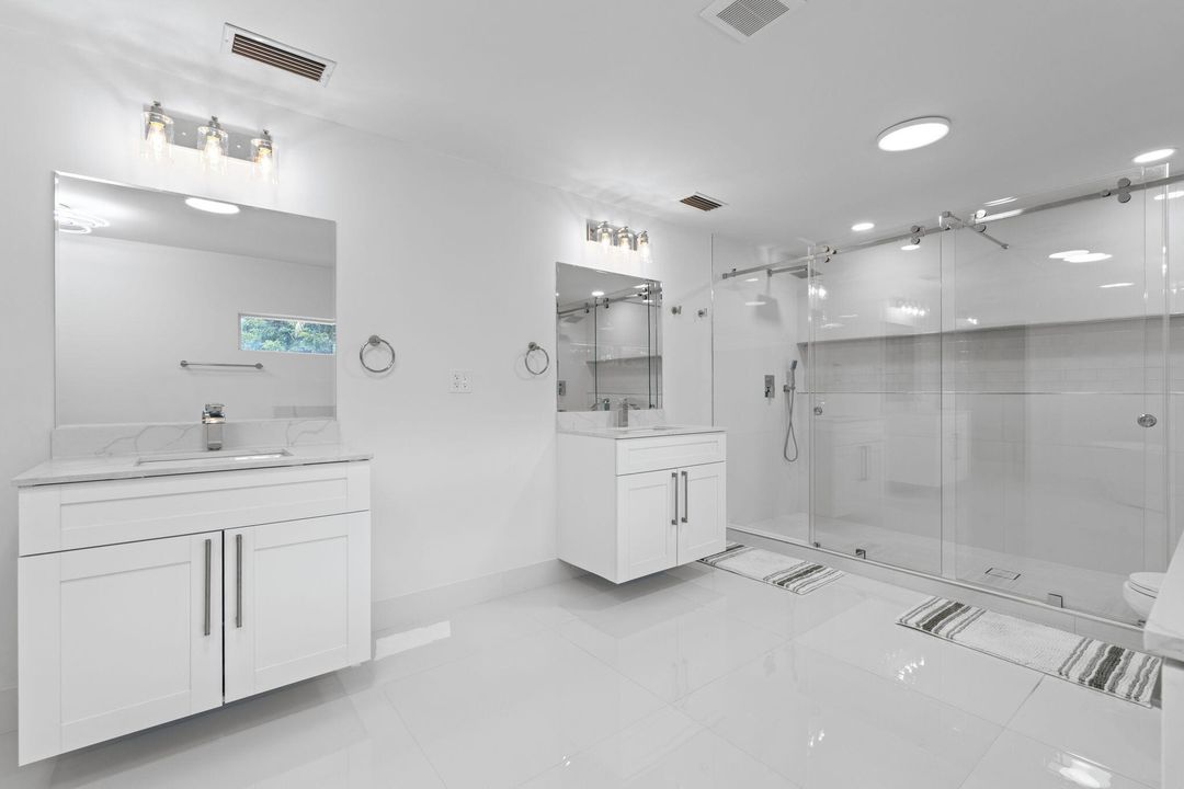 待售: $999,000 (3 贝兹, 3 浴室, 2198 平方英尺)