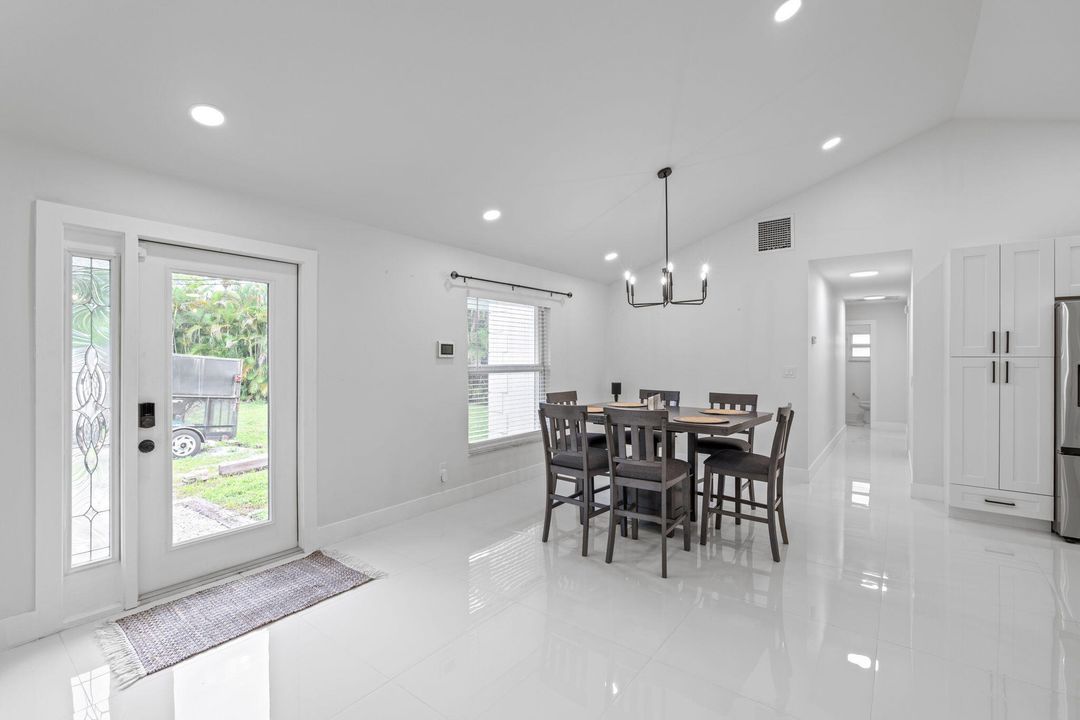 待售: $999,000 (3 贝兹, 3 浴室, 2198 平方英尺)