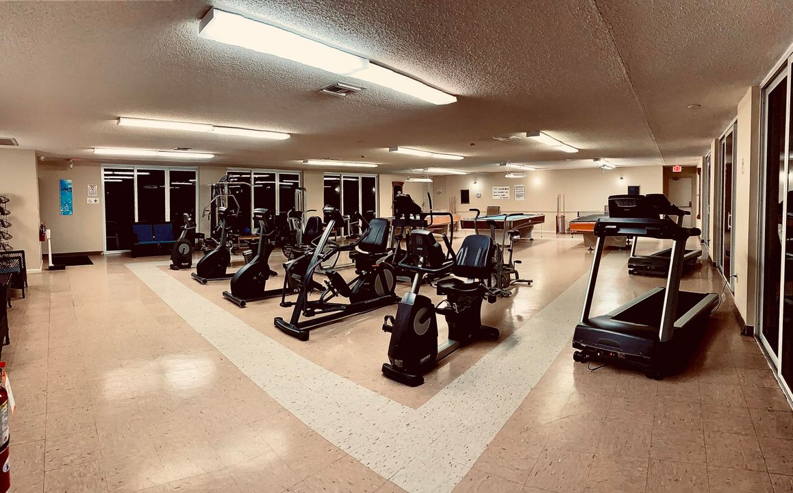 待售: $72,000 (2 贝兹, 2 浴室, 138 平方英尺)