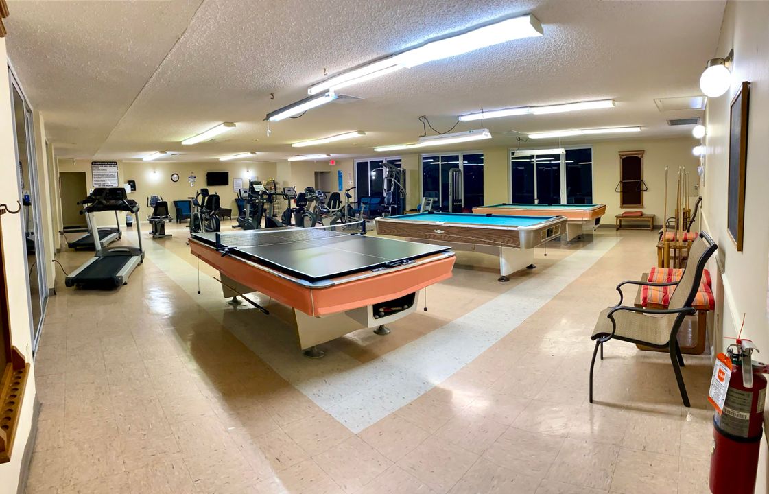 待售: $72,000 (2 贝兹, 2 浴室, 138 平方英尺)