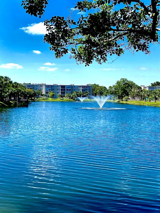 待售: $72,000 (2 贝兹, 2 浴室, 138 平方英尺)