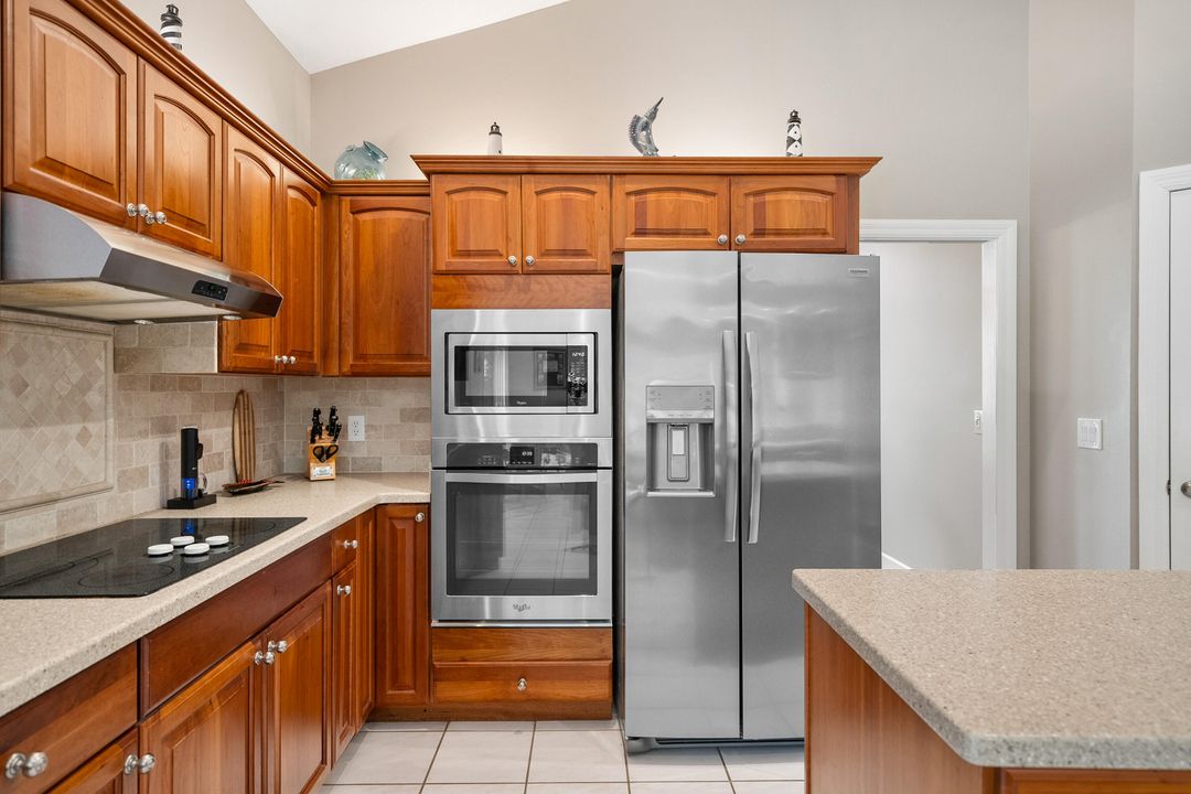 For Sale: $1,075,000 (4 beds, 3 baths, 2767 Square Feet)