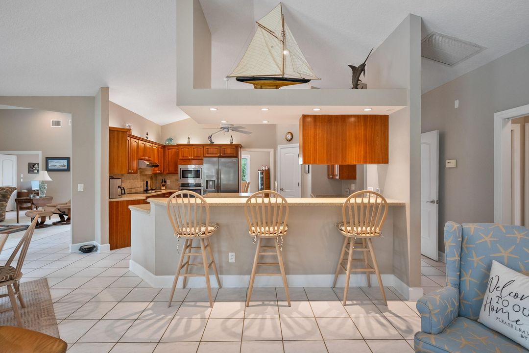 For Sale: $1,075,000 (4 beds, 3 baths, 2767 Square Feet)