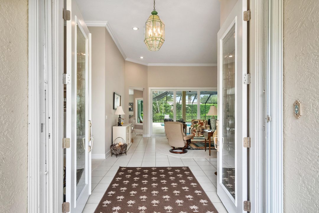 For Sale: $1,075,000 (4 beds, 3 baths, 2767 Square Feet)