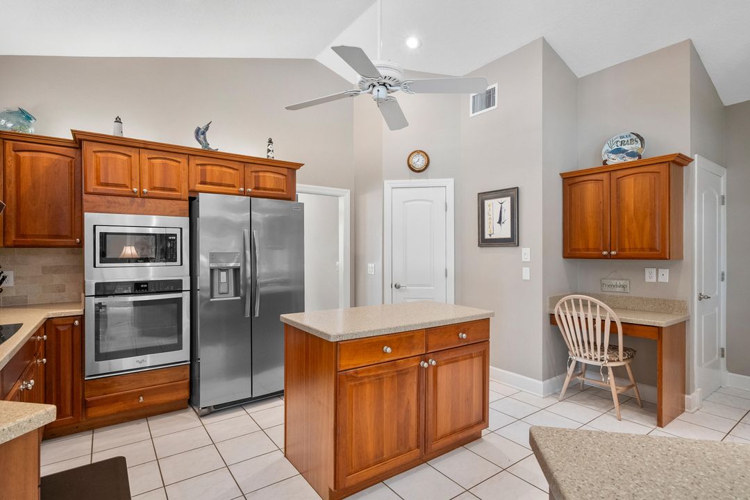 For Sale: $1,075,000 (4 beds, 3 baths, 2767 Square Feet)