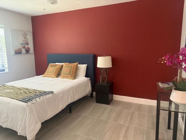 В аренду: $9,500 (4 спален, 3 ванн, 3000 Квадратных фут)