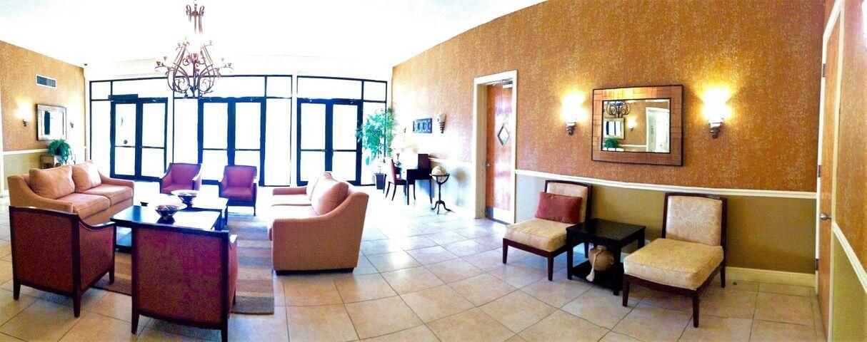 待售: $72,000 (2 贝兹, 2 浴室, 138 平方英尺)