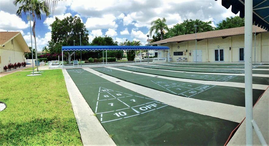 待售: $72,000 (2 贝兹, 2 浴室, 138 平方英尺)