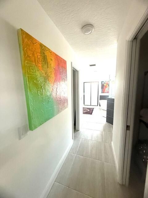 В аренду: $9,500 (4 спален, 3 ванн, 3000 Квадратных фут)