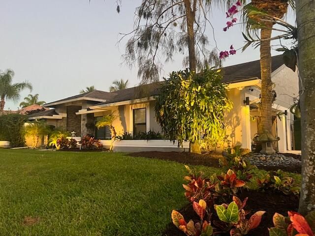 В аренду: $9,500 (4 спален, 3 ванн, 3000 Квадратных фут)