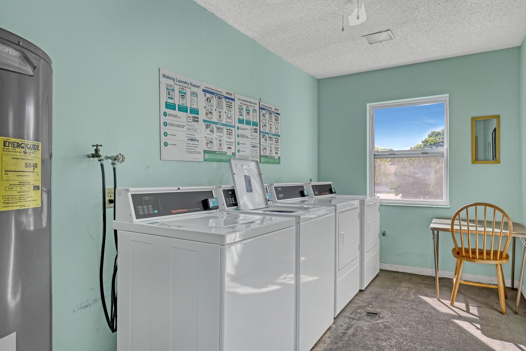 For Sale: $69,999 (1 beds, 1 baths, 680 Square Feet)