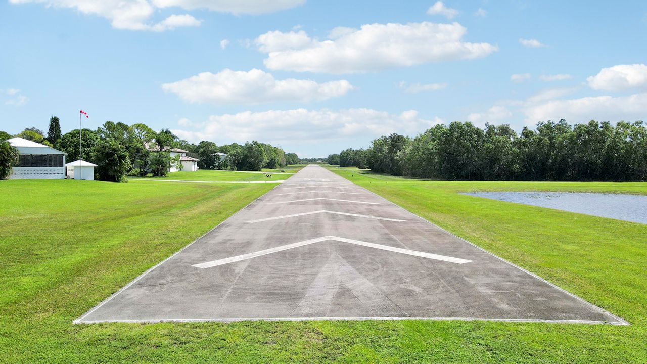 待售: $2,500,000 (4 贝兹, 3 浴室, 2982 平方英尺)