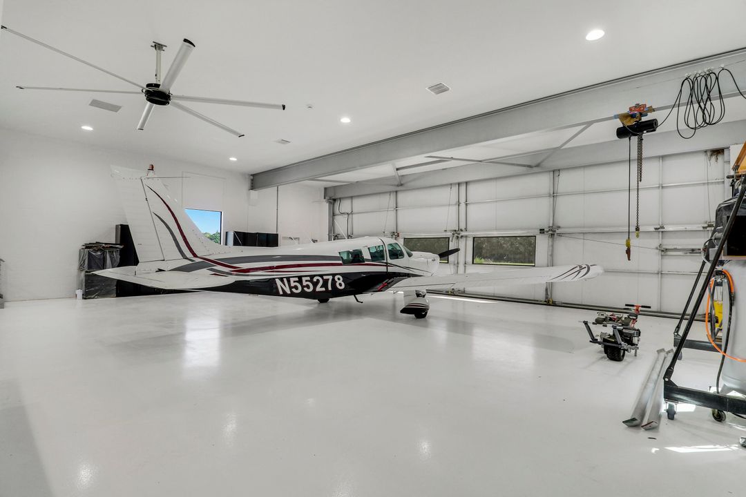 待售: $2,500,000 (4 贝兹, 3 浴室, 2982 平方英尺)