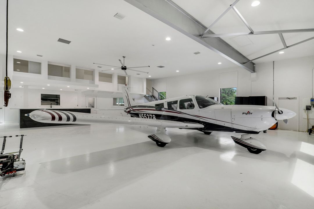 待售: $2,500,000 (4 贝兹, 3 浴室, 2982 平方英尺)