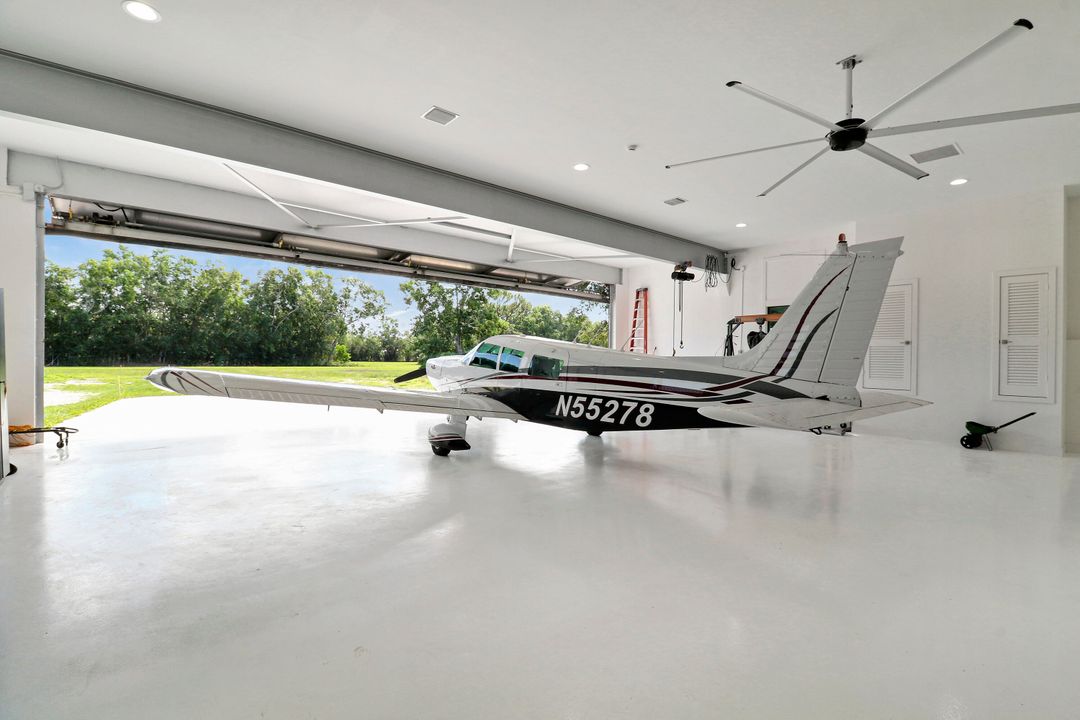 待售: $2,500,000 (4 贝兹, 3 浴室, 2982 平方英尺)