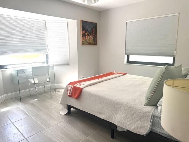 В аренду: $9,500 (4 спален, 3 ванн, 3000 Квадратных фут)