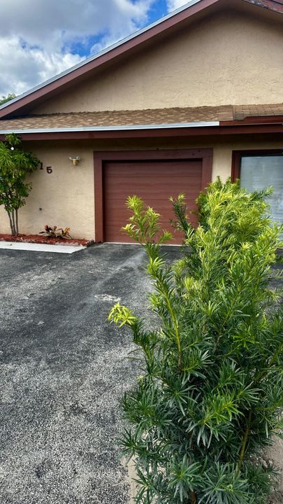 Recently Sold: $349,000 (3 beds, 2 baths, 1380 Square Feet)