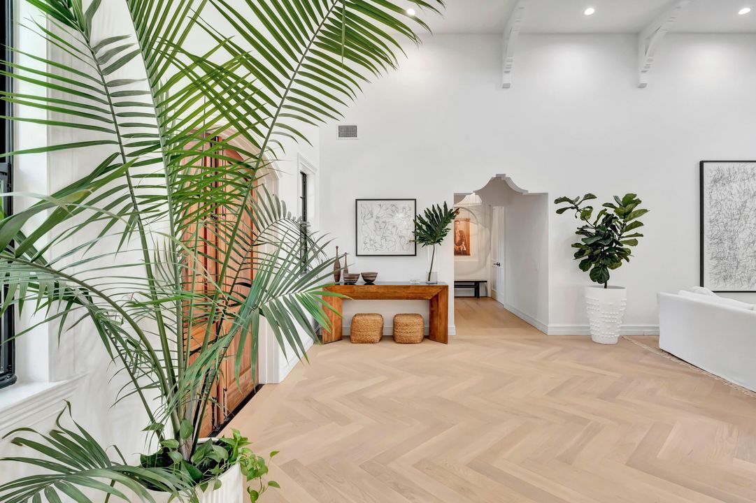 На продажу: $5,299,000 (4 спален, 5 ванн, 3835 Квадратных фут)