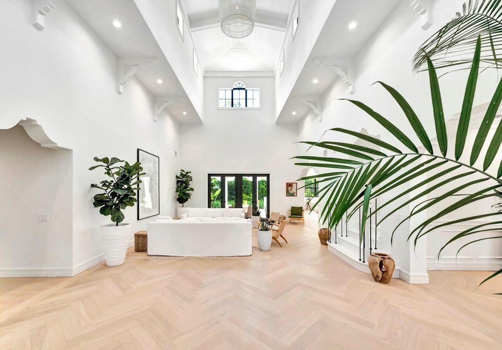 На продажу: $5,299,000 (4 спален, 5 ванн, 3835 Квадратных фут)