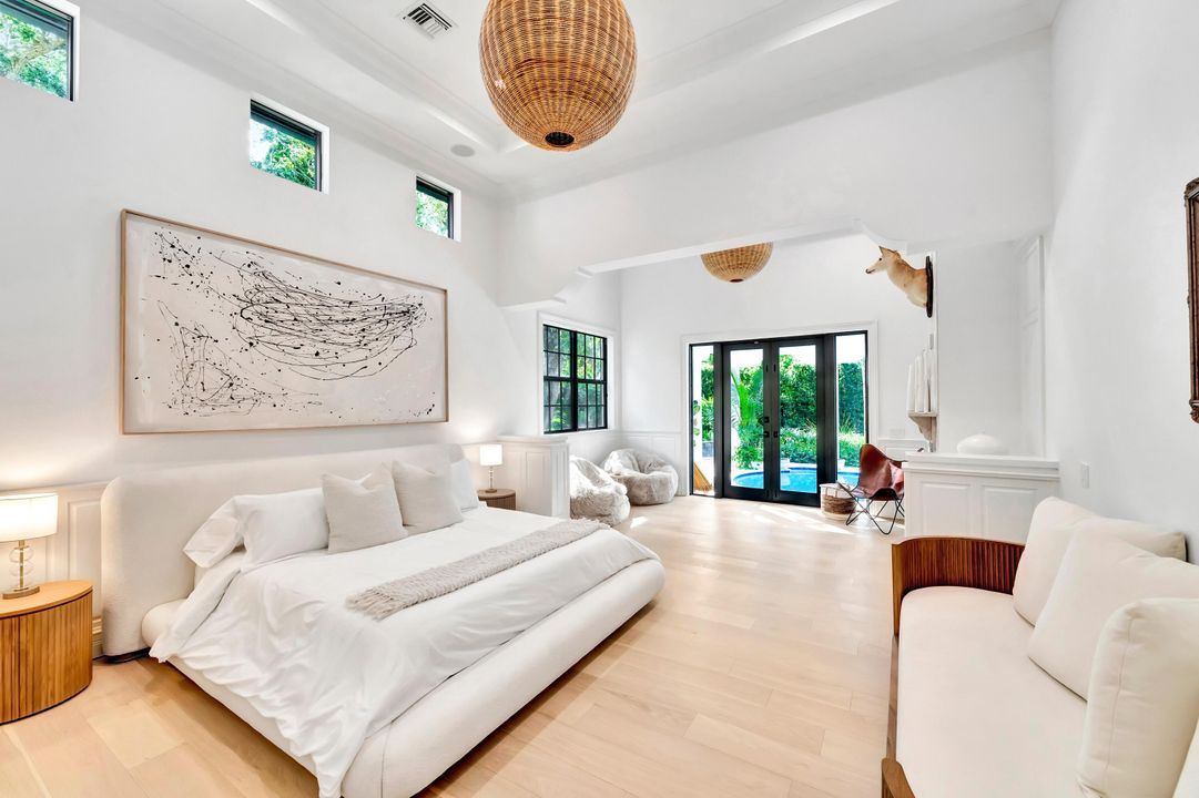 На продажу: $5,299,000 (4 спален, 5 ванн, 3835 Квадратных фут)