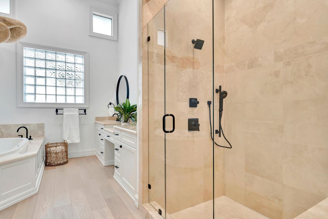 На продажу: $5,299,000 (4 спален, 5 ванн, 3835 Квадратных фут)