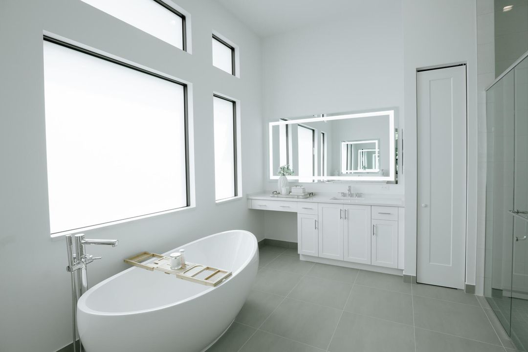 For Sale: $1,799,000 (4 beds, 3 baths, 2703 Square Feet)