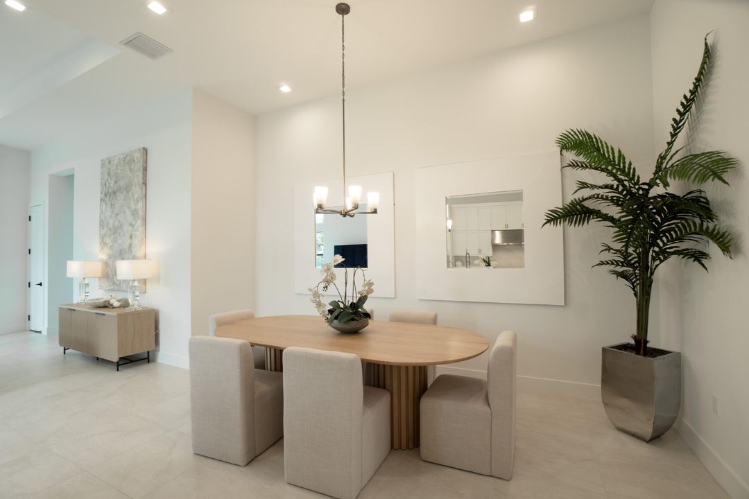 For Sale: $1,799,000 (4 beds, 3 baths, 2703 Square Feet)